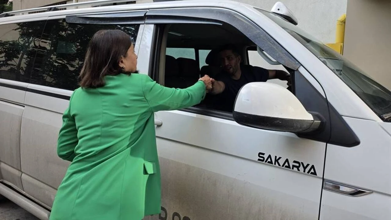 Jale Nur Süllü minibüsçü esnafını dinledi: “Gerekli girişimlerde bulunacağız”