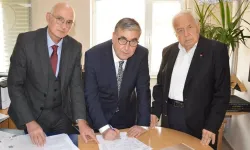 Eski Eskişehir Milletvekili Fahri Keskin’den öğrencilere iki dairelik destek