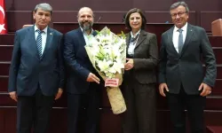 Ayşe Ünlüce muhtarlarla buluştu: Mahallelerin talepleri masaya yatırıldı