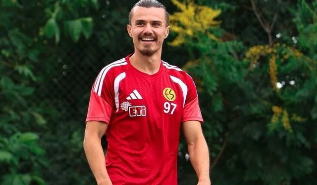Eskişehirspor’un rahat galibiyetinde Sarper Çağlar’a kırmızı kart uyarısı