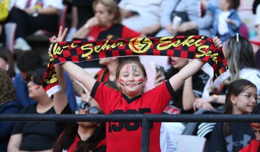 Eskişehirspor’da Şapçı’dan taraftara büyük çağrı