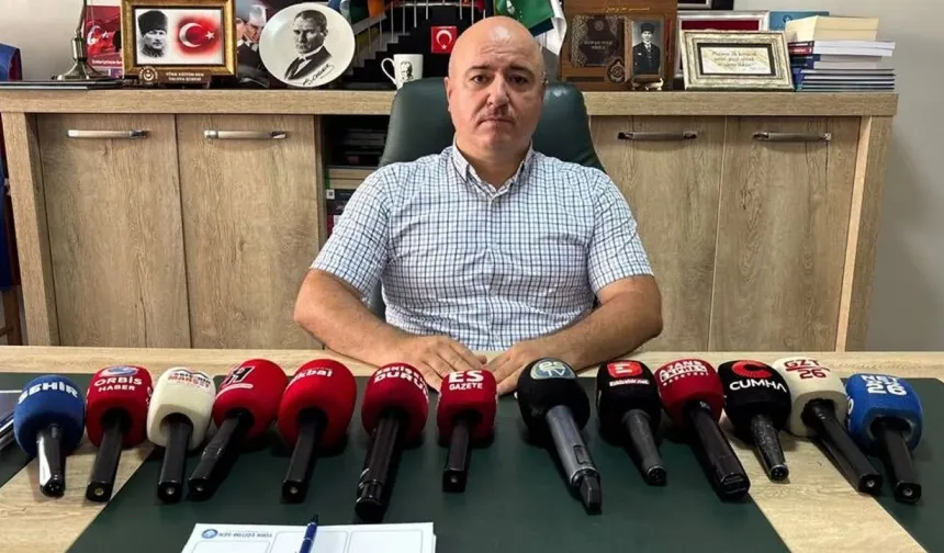 Kamuran Arıkan: "Eğitimde gerçek sorunlar kılık kıyafet tartışmasının gölgesinde"