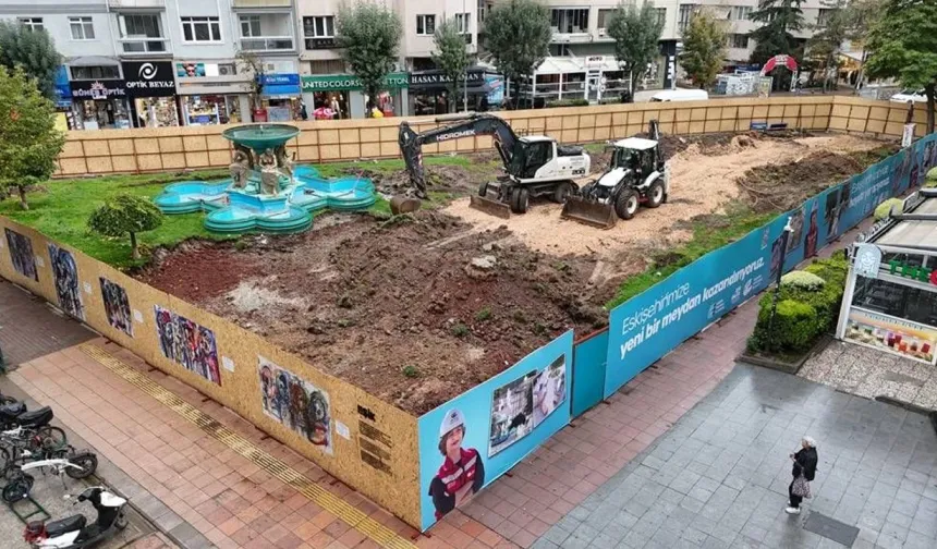 Eskişehir'deki meydan projesine yönelik eleştirilere Akif Yer'den yanıt